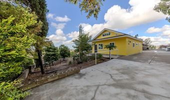 7655 E Silver Dollar Ln, Anaheim, CA 92808