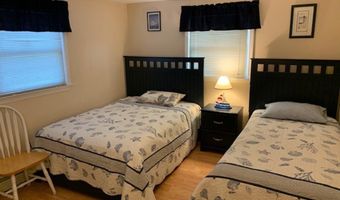 1 E 29th St, Beach Haven, NJ 08008