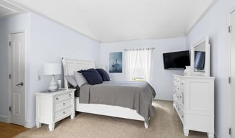 65 Chestnut Way Cir, Barnegat, NJ 08005