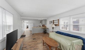 11 East Dr, East Providence, RI 02916