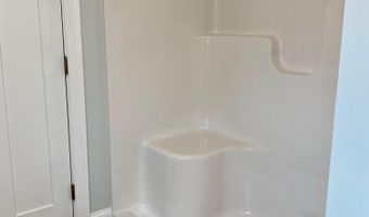 47 Woodbrey Ln, Standish, ME 04084