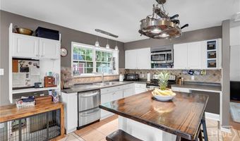 22 Daveitta Dr, Savannah, GA 31419