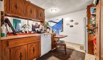 428 Canova Dr, Akron, OH 44319