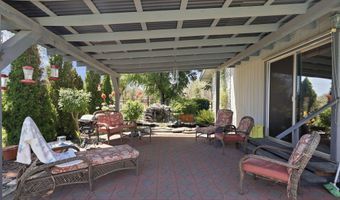 16832 Bunny Ln, Anderson, CA 96007