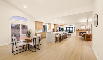 3985 Syme Dr, Carlsbad, CA 92008