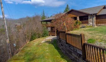 750 Double Springs Dr, Almond, NC 28702