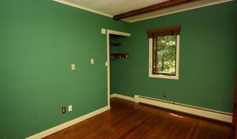 445 County Rd, Becket, MA 01223