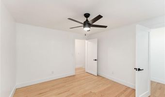 1575 MIDDLE Rd, East Greenwich, RI 02818