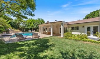 16430 Dorado Dr, Encino, CA 91436