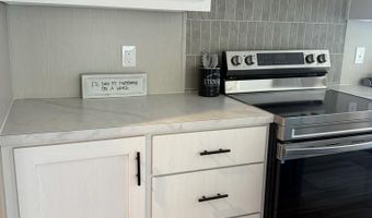 5595 AXTON Rd, Axton, VA 24054