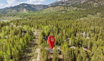 9 PINE St, Alpine, WY 83128