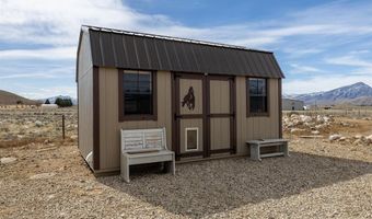 5 Cowboy Dr, Clark, WY 82435