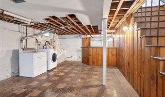 16 Elm Ave, East Providence, RI 02916