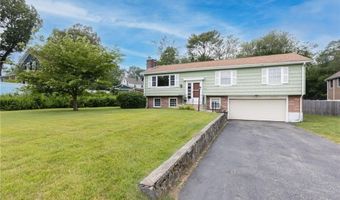 398 Central St, North Smithfield, RI 02896