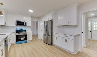 1229 Woodbine Rd, Aiken, SC 29803