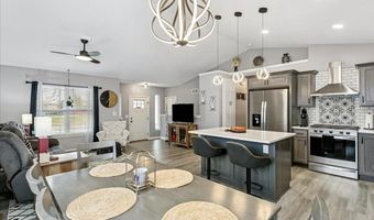 717 E Minneha Ave, Andover, KS 67002