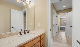 219 Ridgefield St, Bentonville, AR 72712