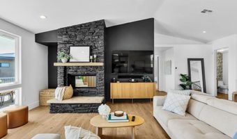 1809 Ivy, Oceanside, CA 92054