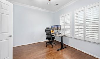 6044 MASONDALE Rd, Alexandria, VA 22315