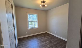 208 Riggs St, Athens, TN 37303