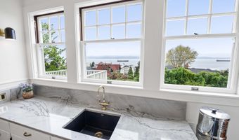 1684 IRVING Ave, Astoria, OR 97103