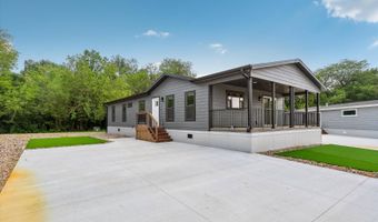 7368 NE Berwick Dr 6, Ankeny, IA 50021