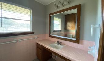 536 W Yoakum Ave, Aransas Pass, TX 78336