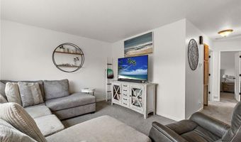 7983 Hallmark Way, Apple Valley, MN 55124