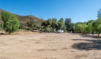 11809 Sierra Hwy, Agua Dulce, CA 91390