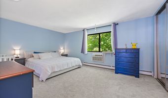 7 Sutton Pl 7, Bloomfield, CT 06002