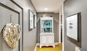 44 Washington Rd, Barrington, RI 02806