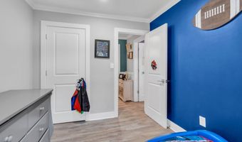 3 Widgeon Dr, Bayville, NJ 08721