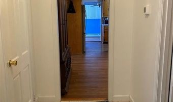 40 Aaron Ave Ave, Bristol, RI 02809