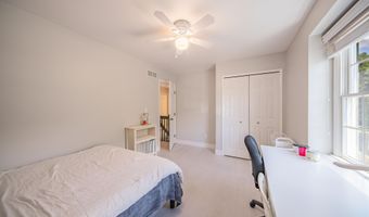 3085 N Foxridge Ct, Ann Arbor, MI 48105