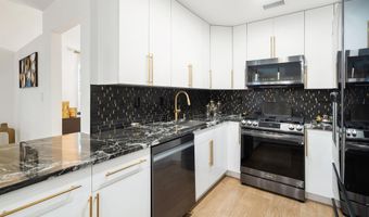 210 Kentucky Way, Freehold, NJ 07728