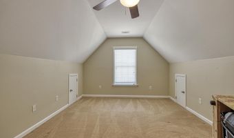 831 Vandenburg Dr, Boiling Springs, SC 29316