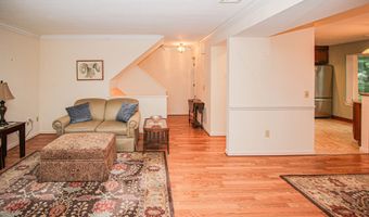 10 South St 85, Danbury, CT 06810