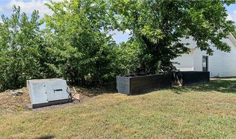 4301 SW 2nd St, Bentonville, AR 72712
