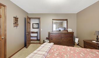 916 E 27th St, Baxter Springs, KS 66713