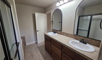 605 NW 17th Ct, Bentonville, AR 72712