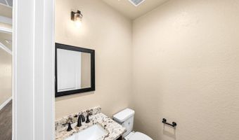 1009 Bluebonnet Ln, Adkins, TX 78101