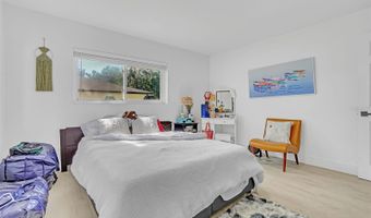 733 OVERLOOK Dr, Apopka, FL 32703