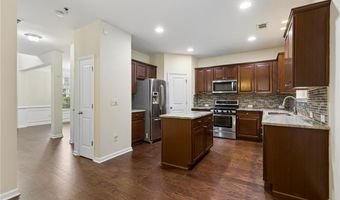 5011 Morriscastle Dr, Alpharetta, GA 30005