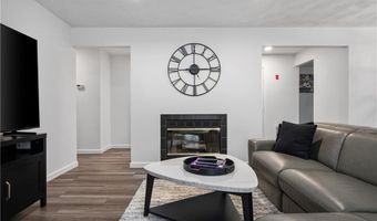 185 Manville Hill Rd 109, Cumberland, RI 02864