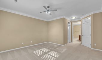 2950 Hunley Dr, Ann Arbor, MI 48105