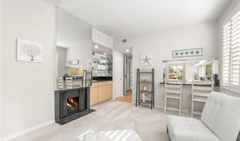 1927 Glendon 301, Los Angeles, CA 90025