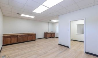 317 N Willis St Suite 3, Abilene, TX 79603