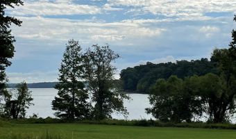BAY SHORE DR, Big Sandy, TN 38221