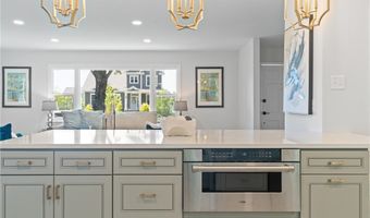 713 Chapman St, Ashland, VA 23005