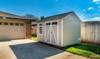 6205 MCCOY Dr, Amarillo, TX 79109